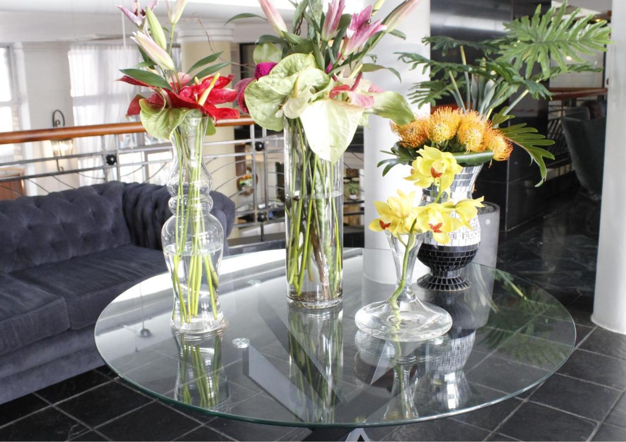 The Riverside Hotel Durban Exterior photo